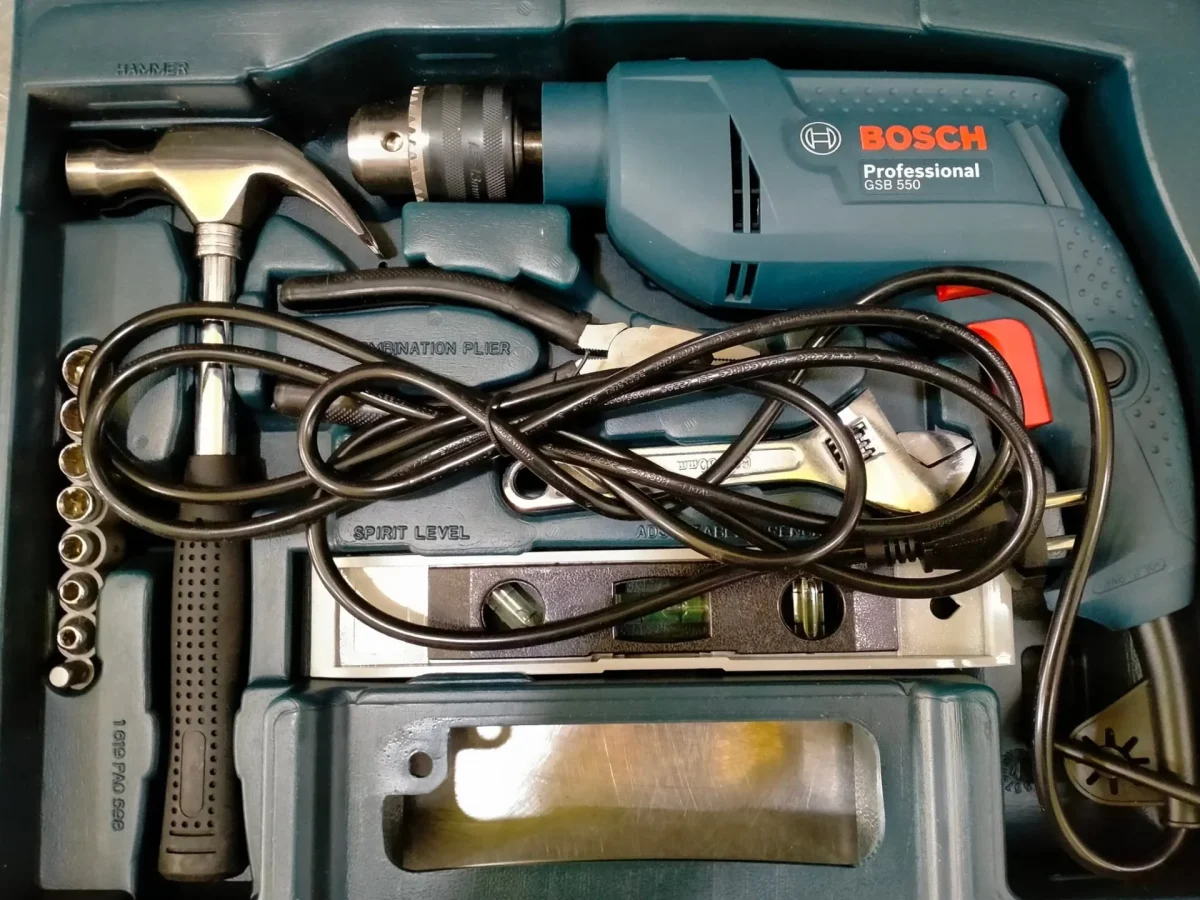 Bộ máy khoan động lực GSB 550(Valy 19 món phụ kiện) – hình bộ sản phẩm